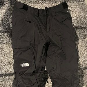 The North Face Women's Black Cargo Pants